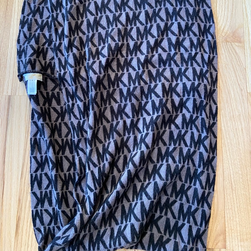 Michael Kors Infinity Scarf